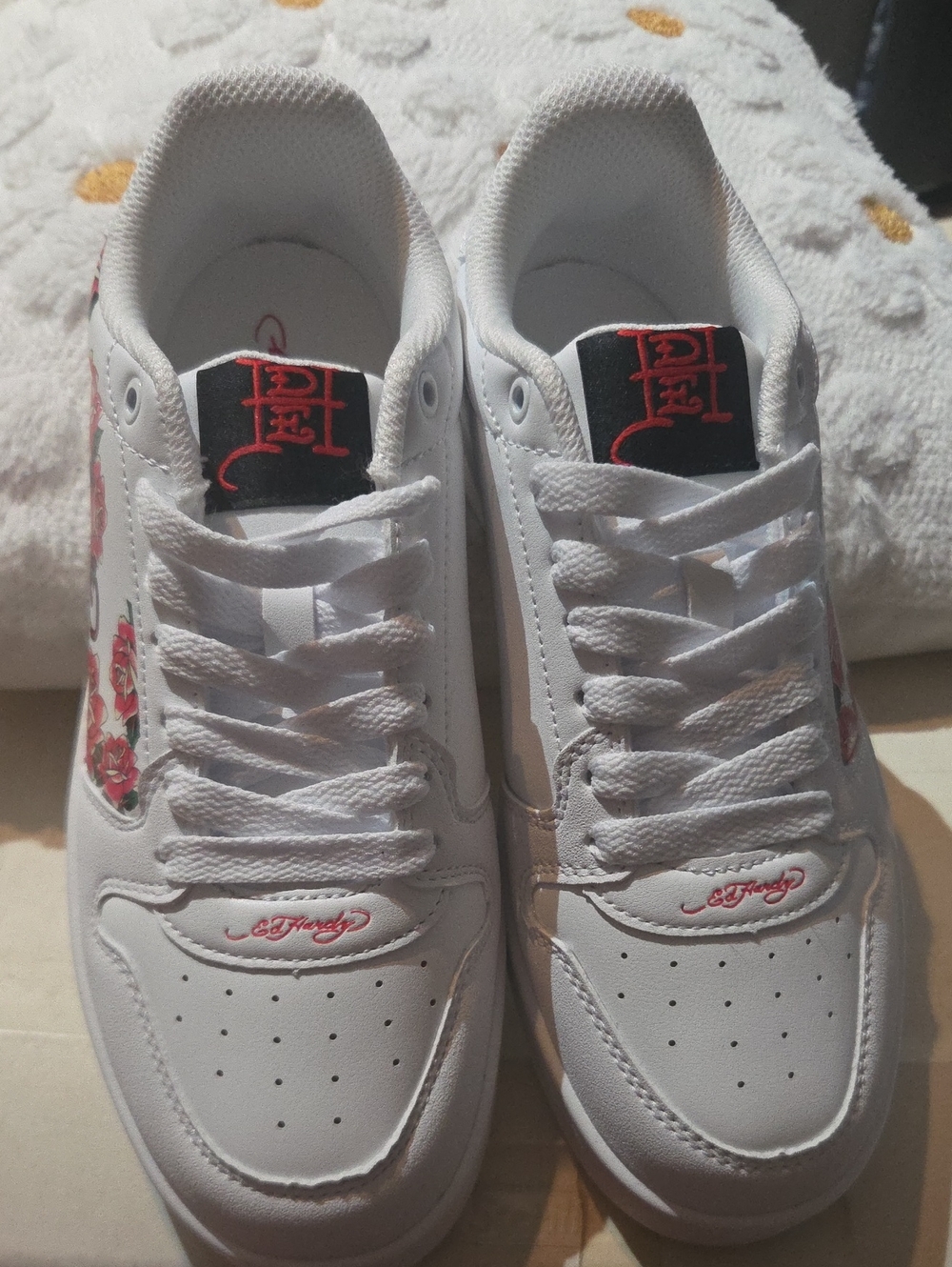 Ed Hardy White Sneakers with Red Rose and Black Logo Accents - Picture 2 of 5